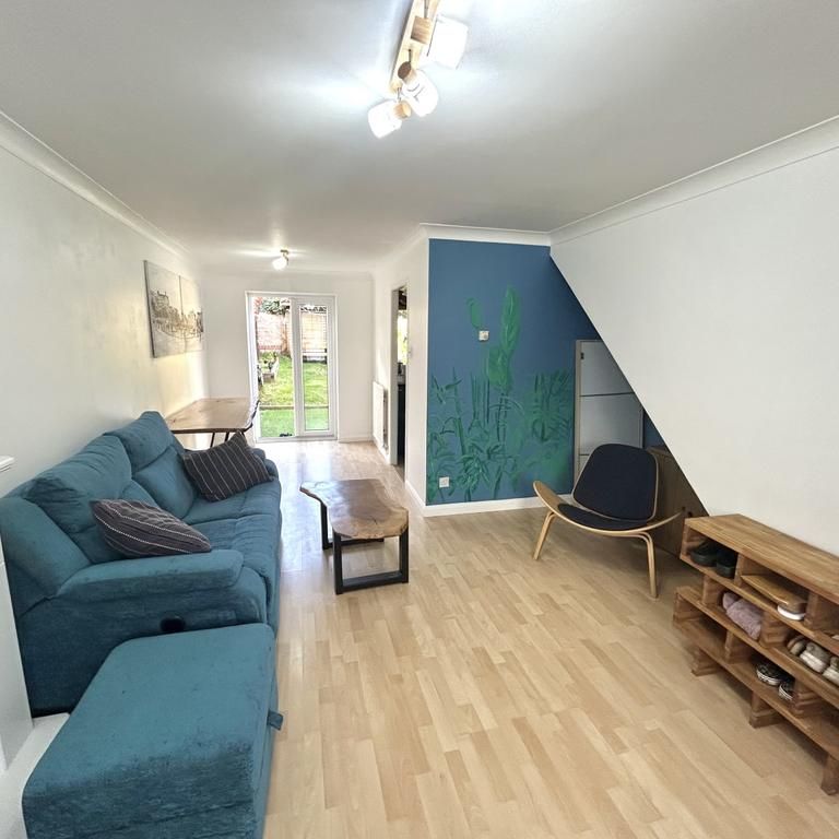 2 bedroom terraced house to rent - Photo 1