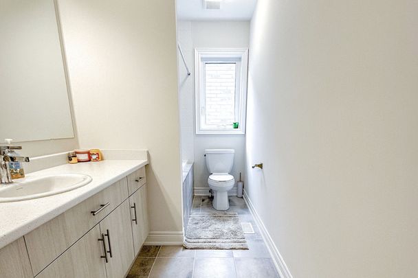 For Lease - 55 Bostock Drive, Georgina, Ontario - Photo 1