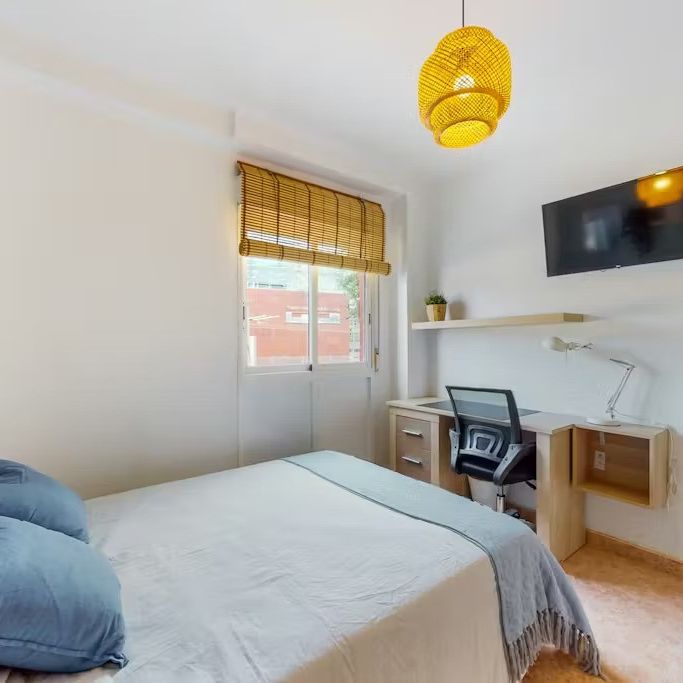 Carrer de Sant Joan de Déu, Valencia, Valencian Community 46011 - Photo 1