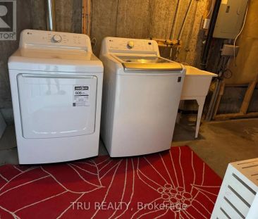 247 HUNTERBROOK STREET - Photo 4