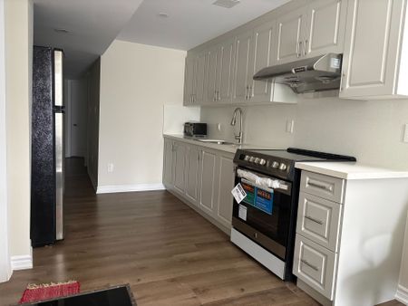 For Lease - 11 Portrush Trail Unit# Bsmt, Brampton, Ontario - Photo 3