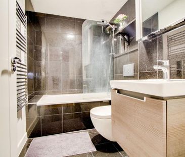 2 bedroom flat to rent - Photo 2