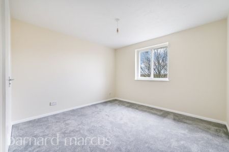 Redford Close - Photo 3