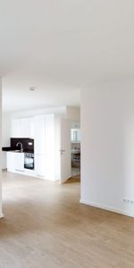 Aufgepasst! Großzügige 2-Zimmer Wohnung mit EBK und Dachterrasse - Foto 3