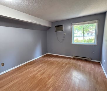 For Lease - 2228 Trafalgar Street Unit# 111, London East, Ontario - Photo 3