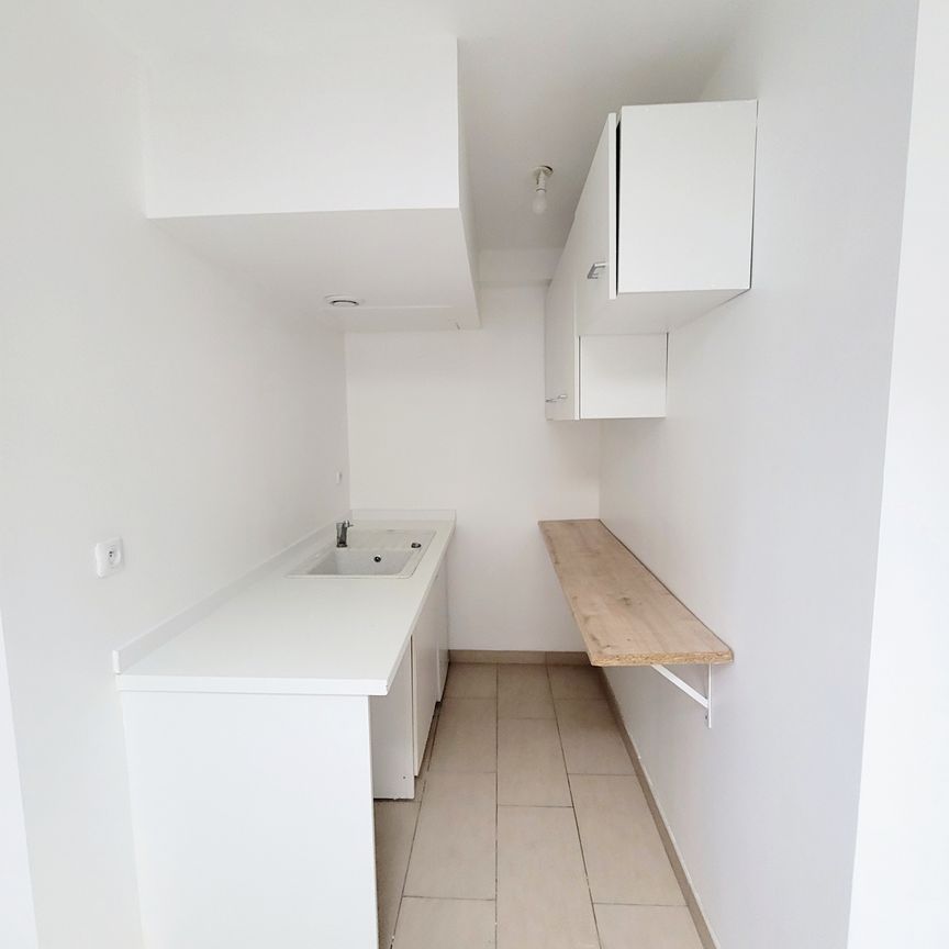 Location Appartement 1 pièce 25m² BOULOGNE SUR MER 62200 - Photo 1