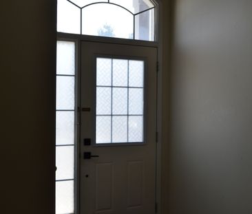 For Lease - 319 Aspendale Crescent Unit# Main/Up, Mississauga, Ontario - Photo 6