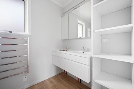 Freshly Renovated, Sun-Soaked & Move-In Ready! - Photo 5