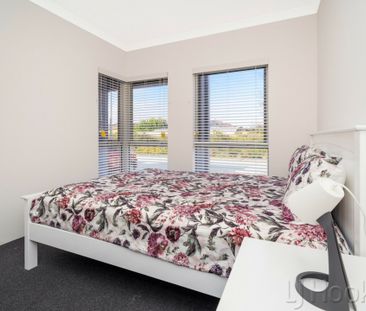 4 Bedroom Home - Photo 4