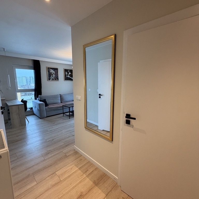 Nowoczesne 2-pokojowe mieszkanie z 18m tarasem - Zdjęcie 1