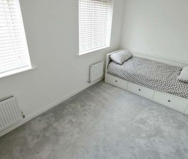 Hanover Court, Hucknall, NG15 - Photo 1