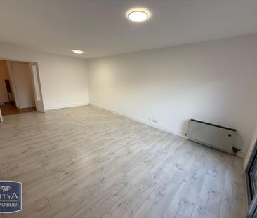Location Appartement 4 pièces 83m² PERPIGNAN 66000 - Photo 2