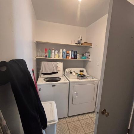 À Laval, un grand 4 1/2 à louer, disponible immédiatement - Photo 4