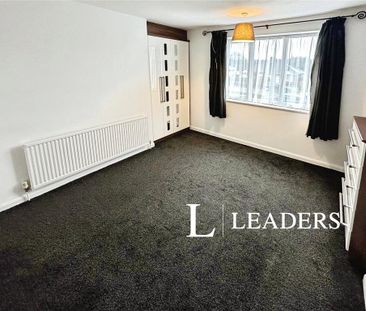 2 bedroom semi-detached house to rent - Photo 4