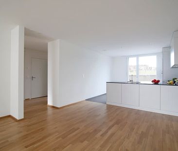 2.5 Zimmer, 70 m², 1. Stock - Foto 2