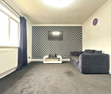 Briar Hill Close, Blackburn - Photo 3