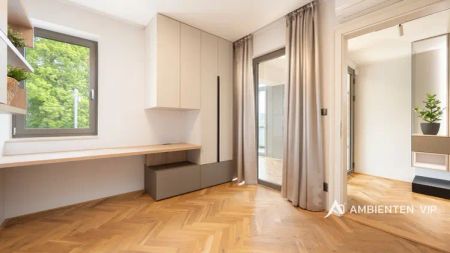 Pronájem zařízeného luxusního bytu 4+kk vč. dvou garáží , sklepa a terasy s výhledy - Фото 5