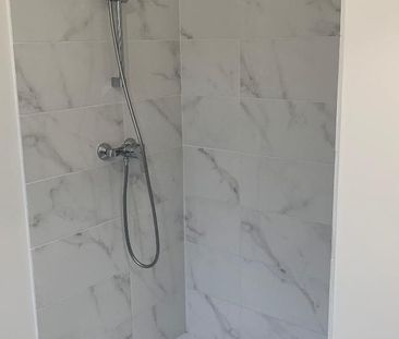 Location Appartement 2 pièces 45m² DEVILLE LES ROUEN 76250 - Photo 3