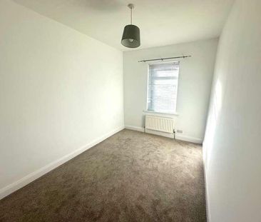 South Terrace, Peterlee, County Durham, SR8 - Photo 4