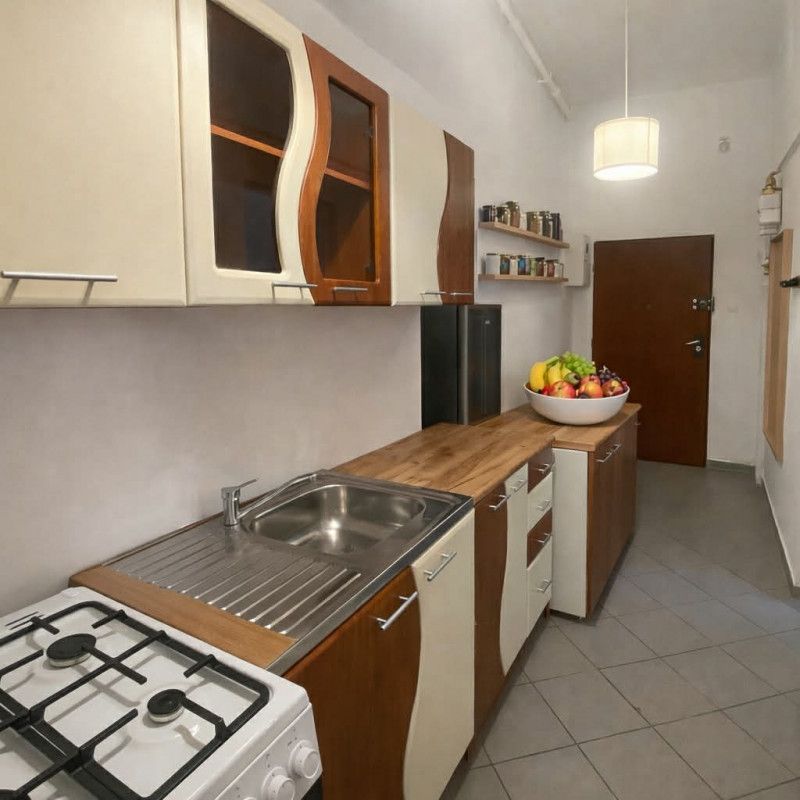 kameralna kawalerka na ul. Głogowskiej 101 - Photo 1