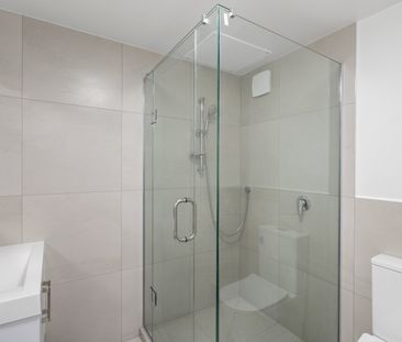 Modern 3-Bedroom, 2-Bathroom Apartment – Convenience & Comfort Comb... - Photo 6