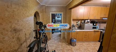 Inchiriere apartament 3 camere metrou Brancoveanu - Fotografie 3