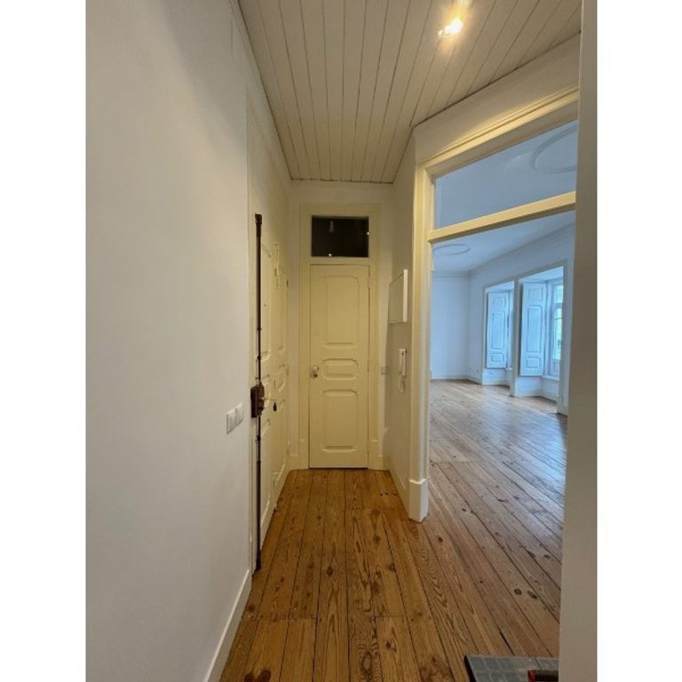 3 room luxury Flat for rent in Lisbon, Portugal - Photo 1