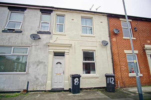 2 bedroom terraced house to rent - Photo 1