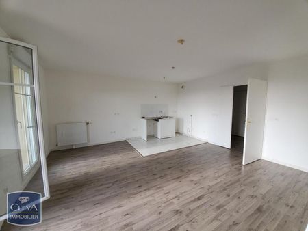 Location Appartement 4 pièces 72m² EVREUX 27000 - Photo 2