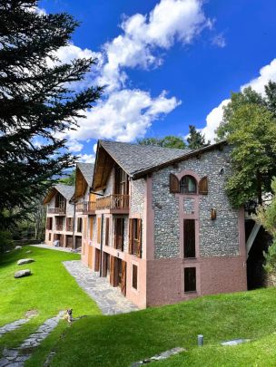 Llívia - Photo 1