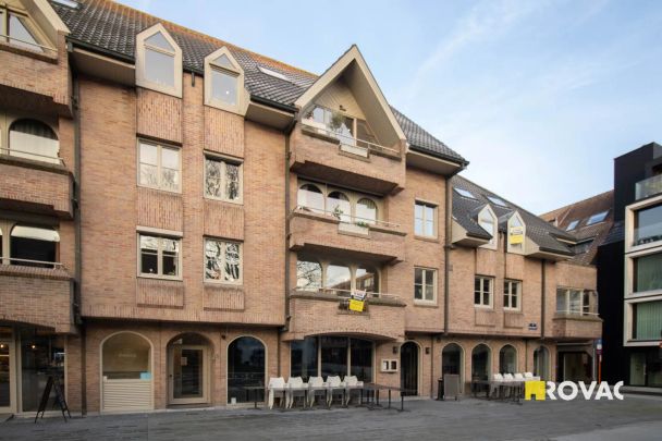 Instapklaar appartement - opp. 100 m² - op de eerste verdieping met zicht op de Melkmarkt - Foto 1