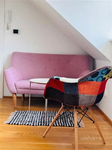Stylový podkrovní byt 2+kk s výhledem na Vítkov - Karlín - Фото 5
