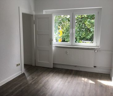 Umzug gefällig? Günstige 2-Zimmer-Wohnung in guter Stadtlage - Photo 2