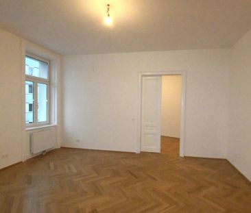 Elegante 3,5 Zimmer Altbauwohnung mit neuer Küche – unbefristet - E... - Photo 1