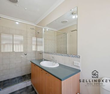 12 Bodallin Crescent, Southern River, WA 6110 - Photo 5
