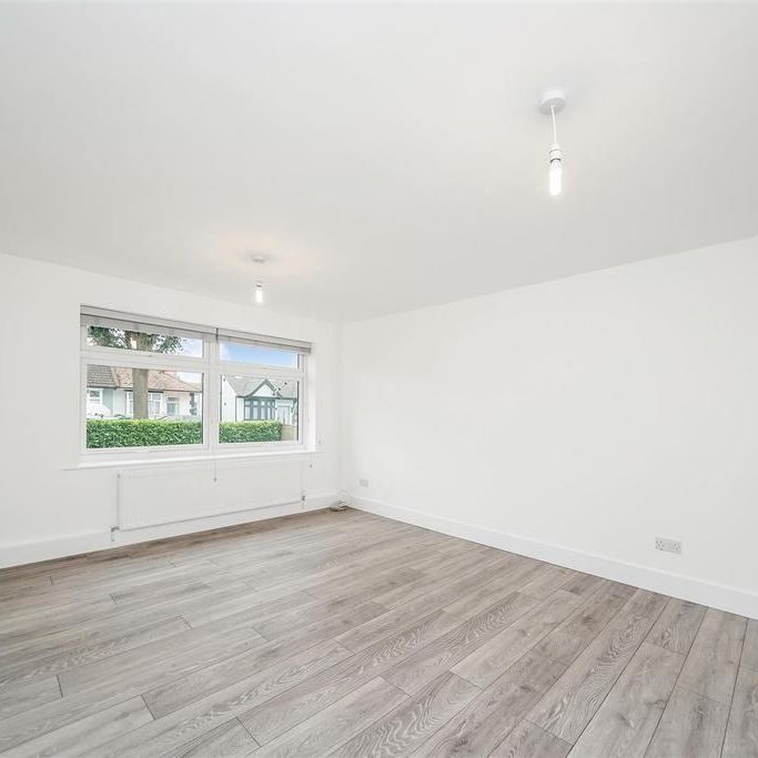 3 bedroom apartment to rent - Photo 1