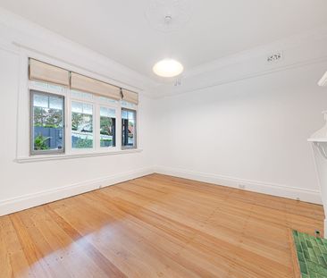 Home For Rent - Photo 3