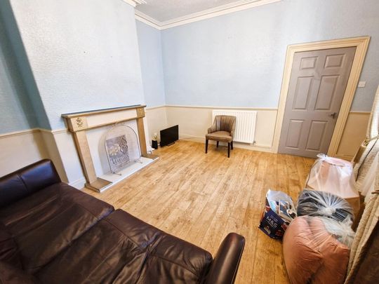 2 bedroom cottage to rent - Photo 1