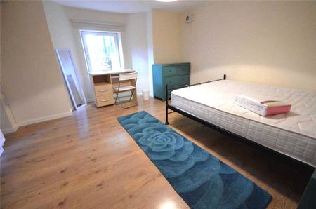 23 Clifton Avenue, Fallowfield, Manchester, Manchester, M14 6UD - Photo 5