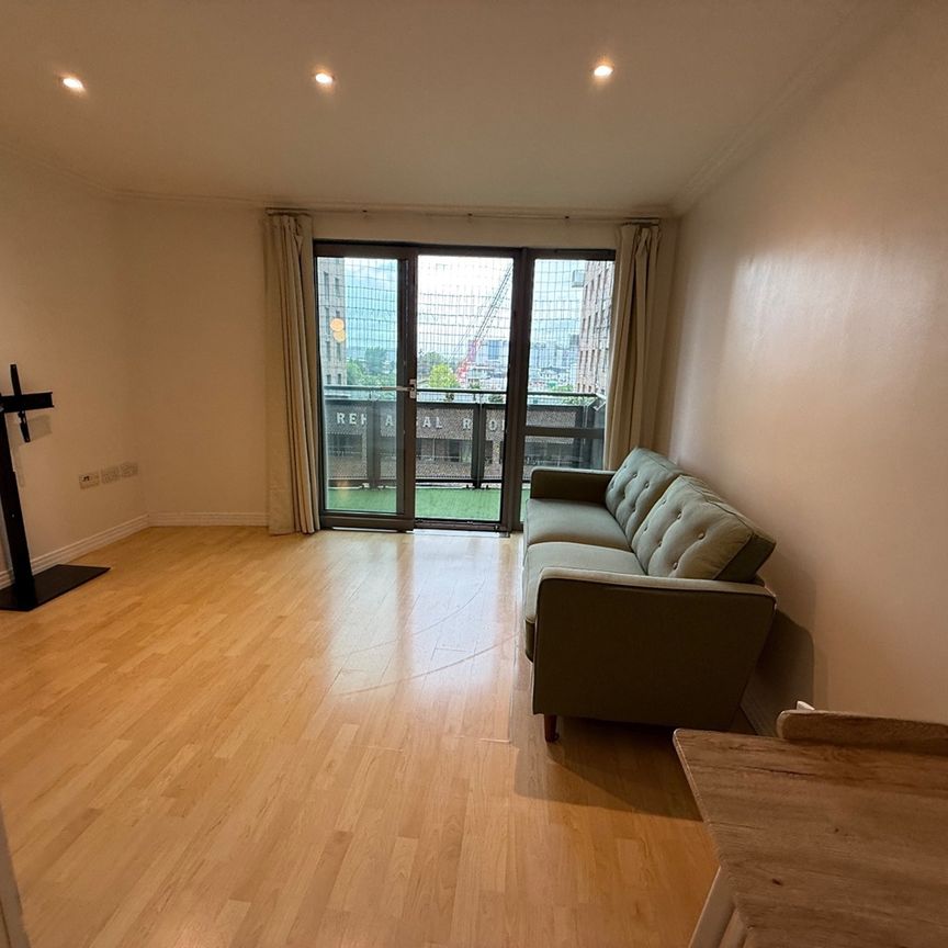 2 Bed Flat, Trentham Court, W3 - Photo 1