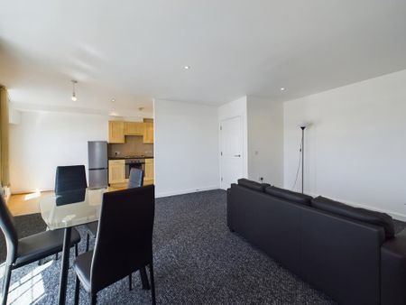 2 bedroom flat to rent - Photo 3