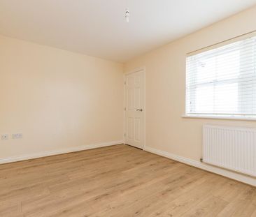 3 bedroom terraced house to rent - Photo 6