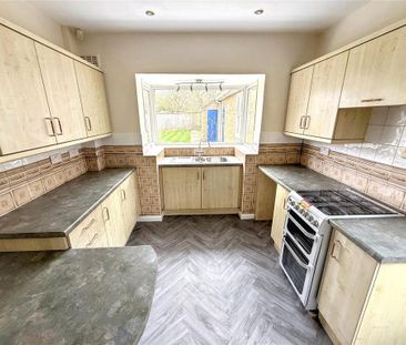 2 bedroom bungalow to rent - Photo 2