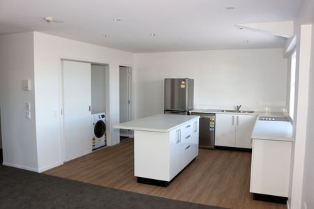 Modern Apartment of Jackson Street - Photo 2