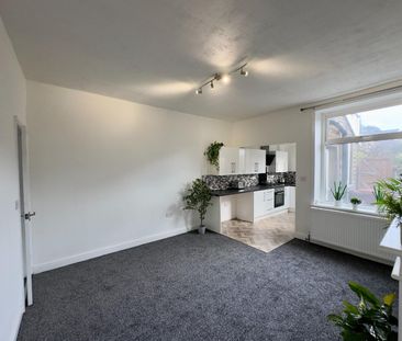 Duke Street, Briercliffe, Burnley - Photo 3