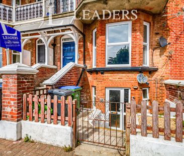 1 bedroom apartment to rent South Terrace, Littlehampton, BN17 - Photo 2