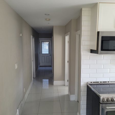 For Lease - 181 Flora Drive, Toronto, Ontario - Photo 3