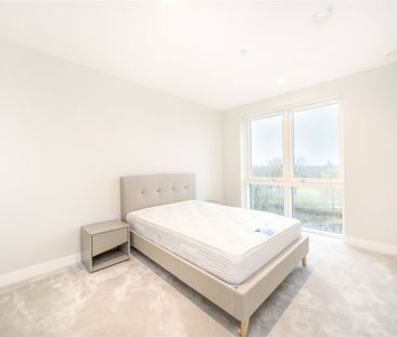 Astell Road, London, SE3 9EH - Photo 5