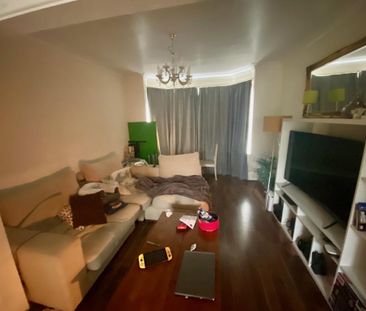 3 bedroom detached house to rent - Photo 1