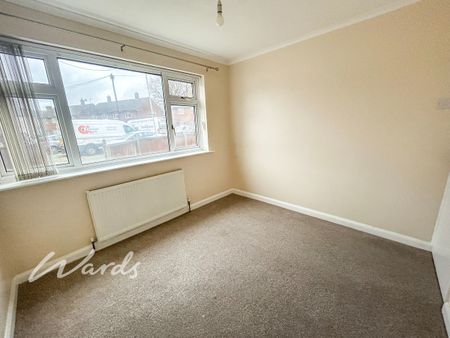 2 bedroom detached bungalow to rent - Photo 2